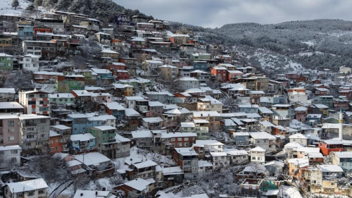 ULUŞEHİR BEYAZ GELİNLİĞİNİ GİYDİ: BURSA’DA KARIN EN SAF HALİ